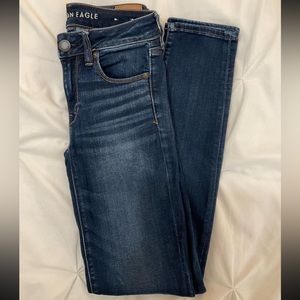 American Eagle size 2 long next level stretch skinny jeans